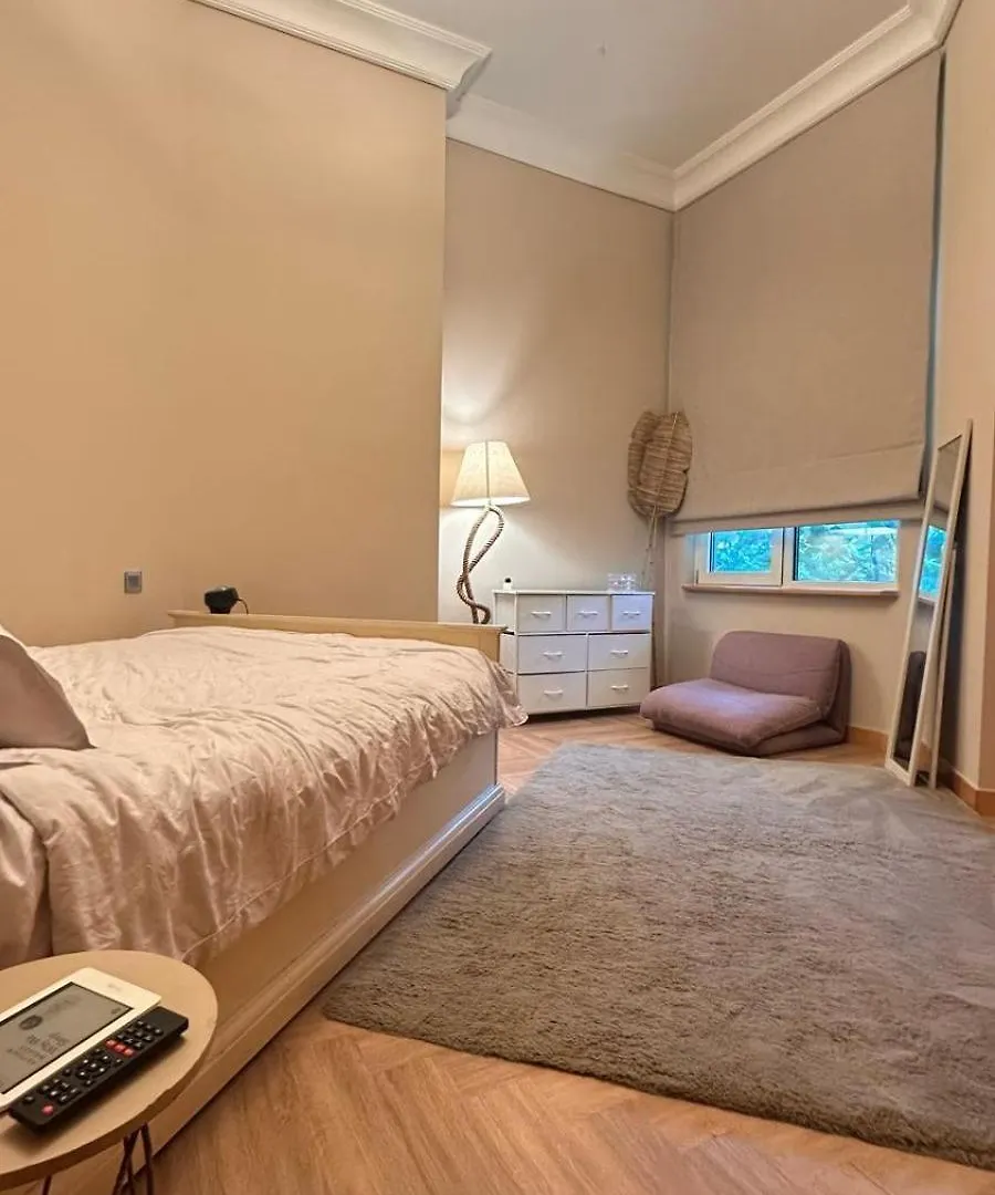 Palm Jumeirah Beach-Access Hideaway Dubai